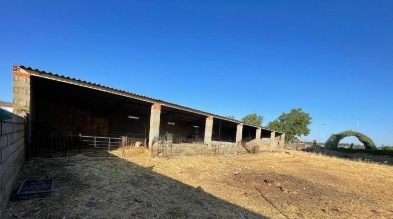 Касерес - Torre de Santa María - 3500m2