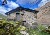 Xalet independent amb terreny en venda a la España, Vega de Pas, ref.: TR284181 foto