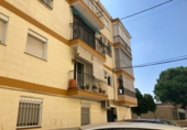 Дом с участком на продажу в городе Villaverde del Río Фото