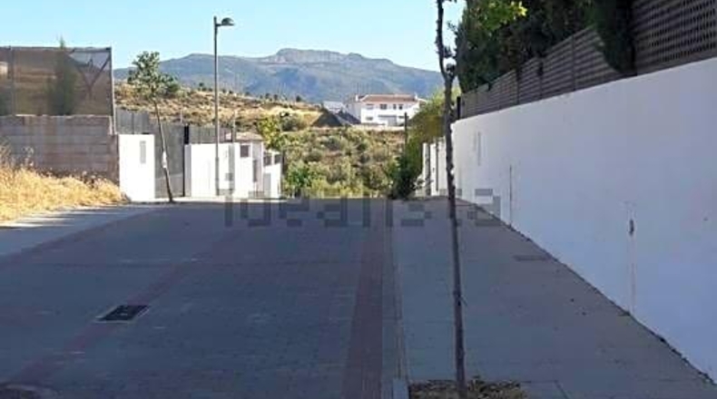 Granada - La Zubia - 751m2