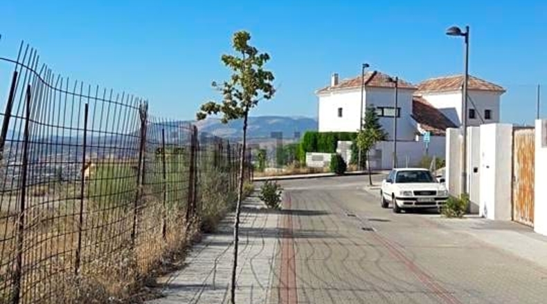 Granada - La Zubia - 751m2