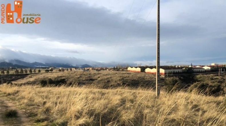 Segovia - Palazuelos de Eresma - 16262m2