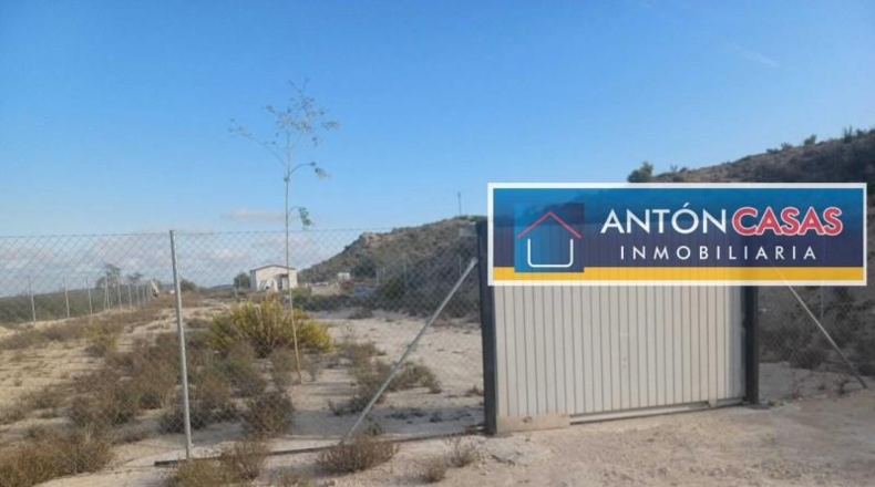 Alicante - Monforte del Cid - 21477m2