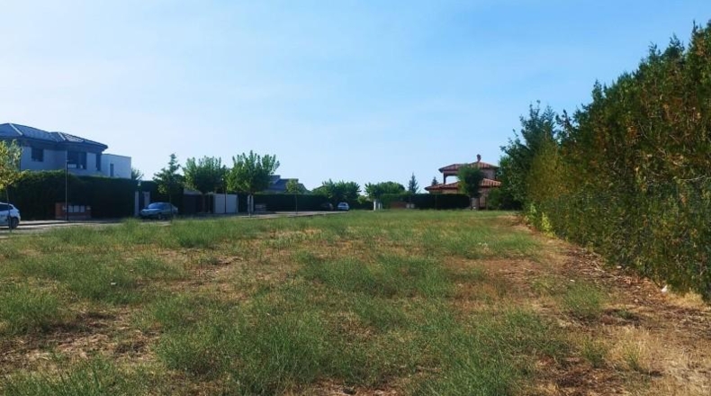 Valladolid - Лагуна-де-Дуэро - 877m2