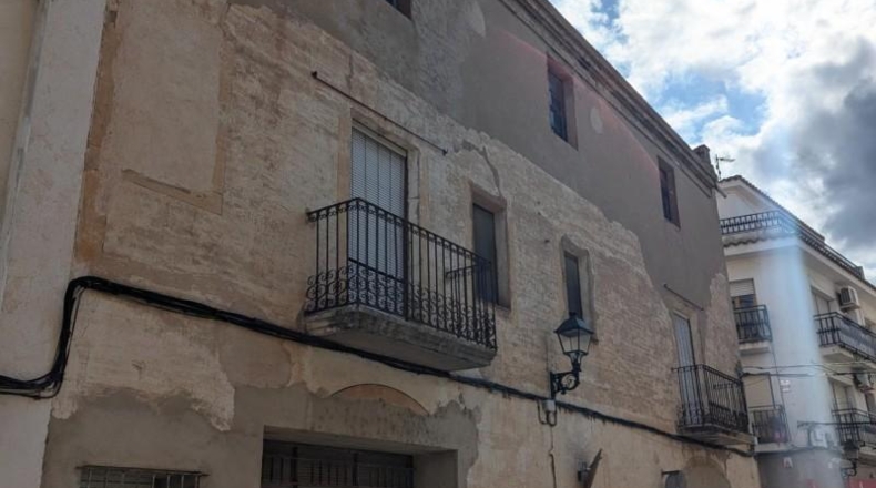 Tarragona - Xerta - 377m2