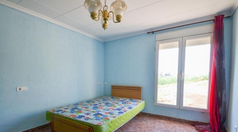 Tarragona - Deltebre - 9917m2