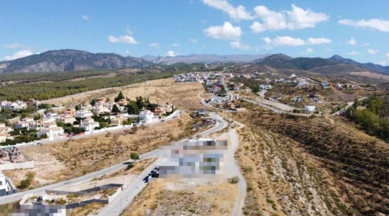Granada - La Zubia - 586m2