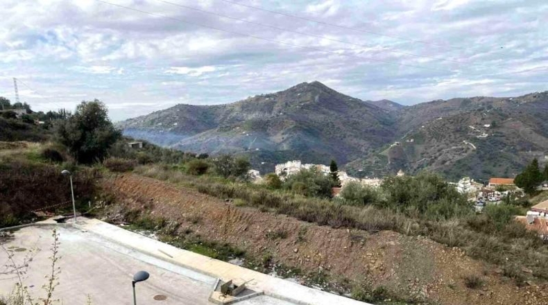 Malaga - Sayalonga - 655m2