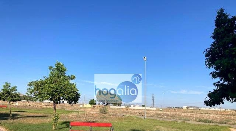 Sevilla - Alcalá de Guadaíra - 1049m2