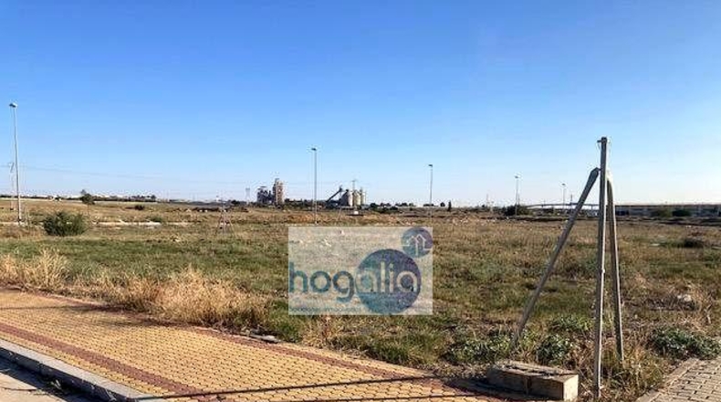 Sevilla - Alcalá de Guadaíra - 1049m2