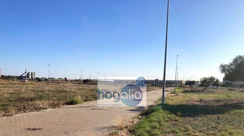Sevilla - Alcalá de Guadaíra - 1049m2
