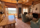 Chalet independiente con terreno en venta en la España, Ugíjar, ref: TR282594 foto