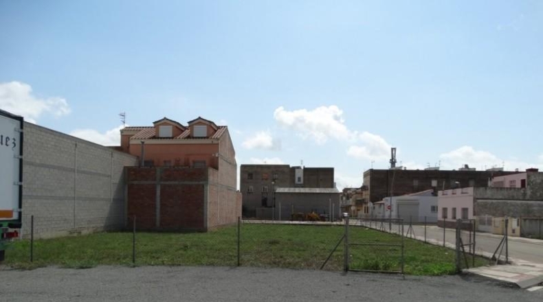 Tarragona - l'Aldea - 750m2