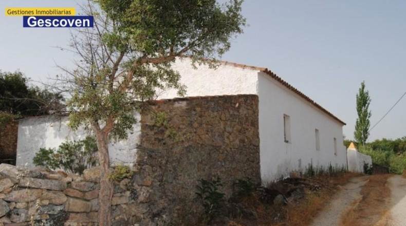 Касерес - Valencia de Alcántara - 6900m2