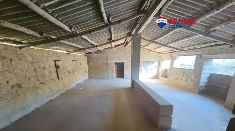 Cáceres - Villamesías - 710m2