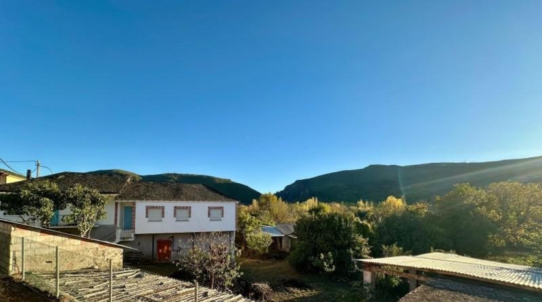 Леон - Toral de los Vados - 344m2