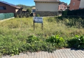 Городская земля под застройку на продажу у города Sant Salvador de Guardiola Фото