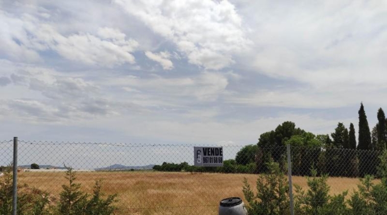 Albacete - Almansa - 21800m2
