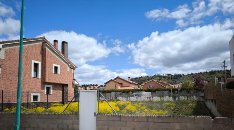 Leon - Carbajal de la Legua - 520m2