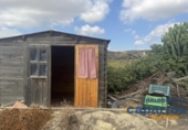 Отдельно стоящий дом с участком на продажу в городе Antas Фото