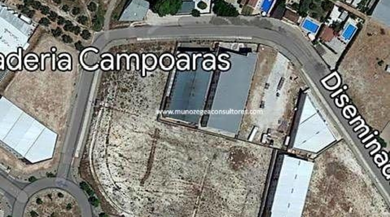 Córdoba - Lucena - 2100m2