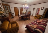Дом с участком на продажу в городе Granyena de Segarra Фото