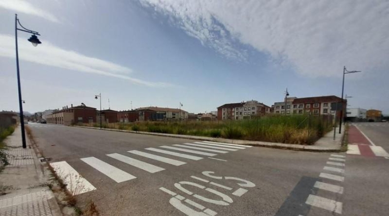 Valencia - la Pobla Llarga - 1428m2