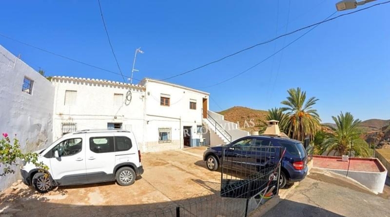Almeria - Antas - 308m2