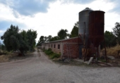 Chalet independiente con terreno en venta en la España, Valderrobres, ref: TR327934 foto