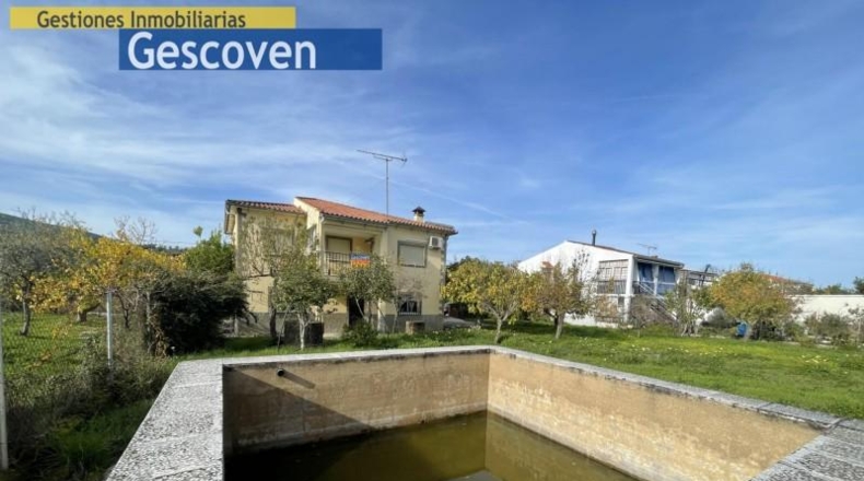 Caceres - Valencia de Alcántara - 800m2