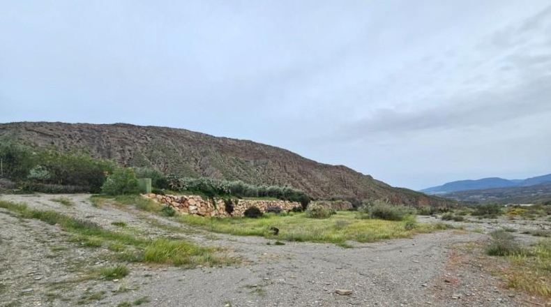 Almeria - Santa Fe de Mondújar - 8307m2