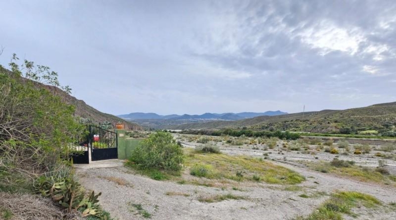 Almeria - Santa Fe de Mondújar - 8307m2