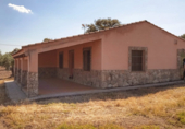 Xalet independent amb terreny en venda a la España, Montánchez, ref.: TR112280 foto