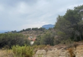 Городская земля под застройку на продажу у города Sant Feliu de Codines Фото
