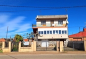 Casa de pueblo en venta en la España, El Burgo Ranero, ref: TR294003 foto