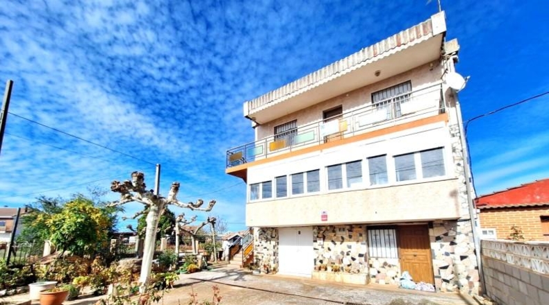 Леон - El Burgo Ranero - 131m2
