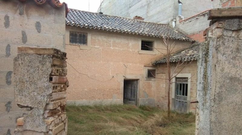 Albacete - La Roda - 599m2
