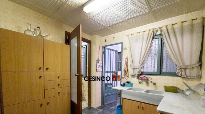 Valencia - Lugar Nuevo de Fenollet - 336m2