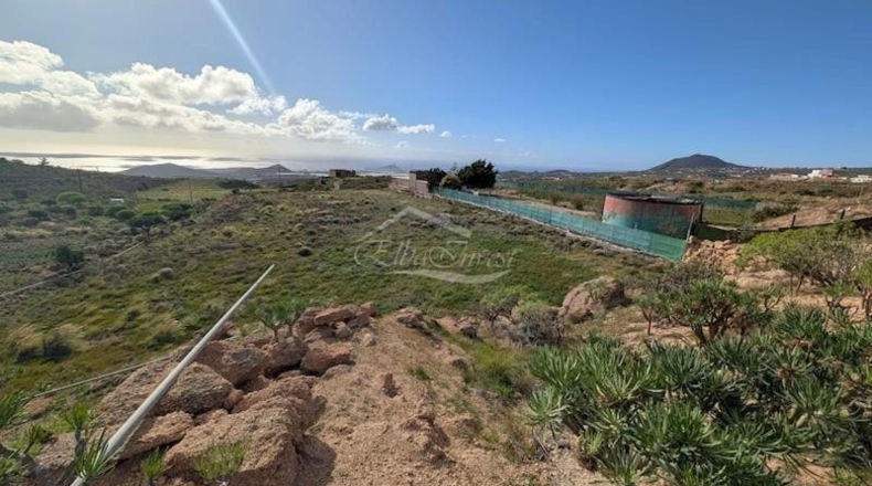 Santa Cruz de Tenerife - Granadilla de Abona - 6228m2