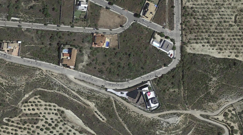 Granada - La Zubia - 940m2