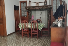 Ayora 450&nbsp;m²