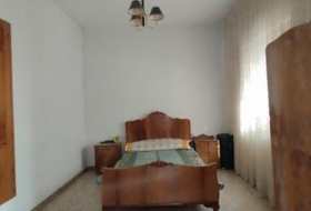 Ayora 450&nbsp;m²