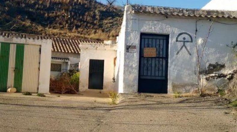 Almería - Уэркаль-Овера - 2000m2