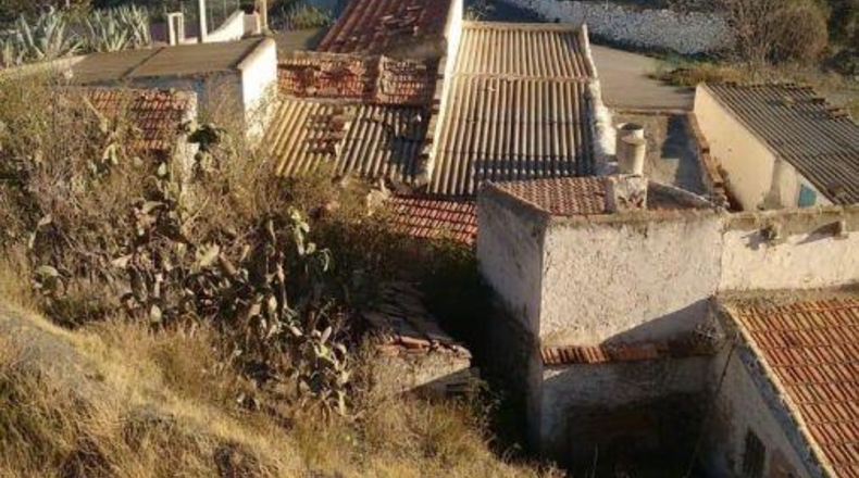 Almería - Уэркаль-Овера - 2000m2