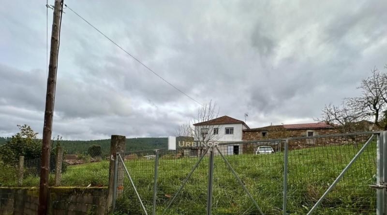 Orense - Barbadás - 1787m2