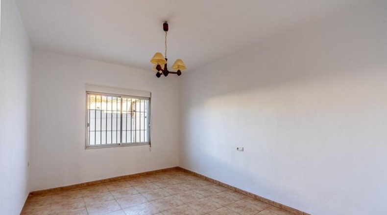 Granada - Cortes de Baza - 800m2