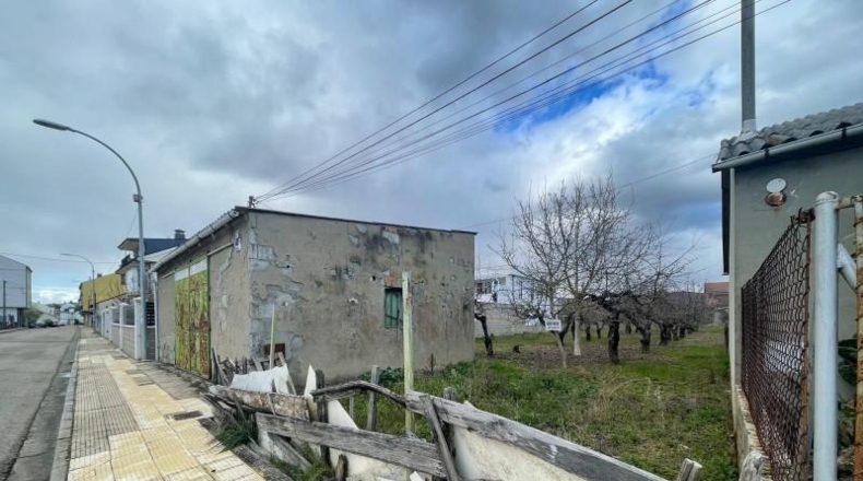 Leon - Cacabelos - 1232m2
