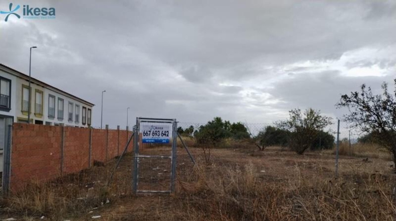 Badajoz - Badajoz - 740m2
