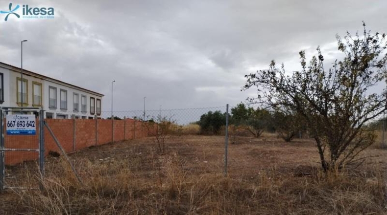 Badajoz - Badajoz - 740m2