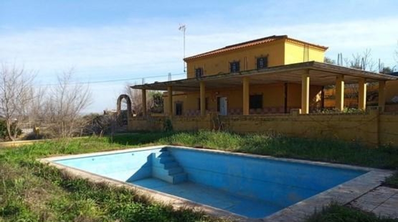 Sevilla - Lora del Río - 159m2
